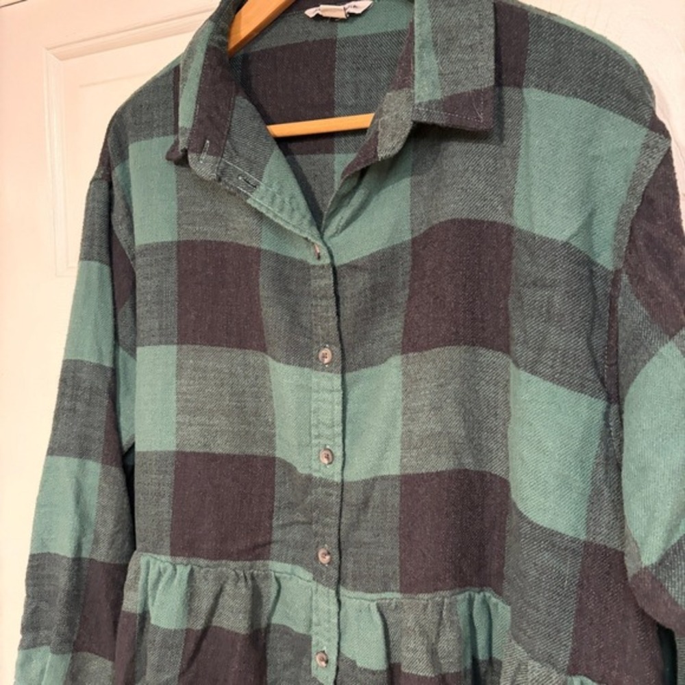 American Eagle Women M Green Plaid Oversized Tiered Babydoll Flannel Shirt Soft - Picture 2 of 7
